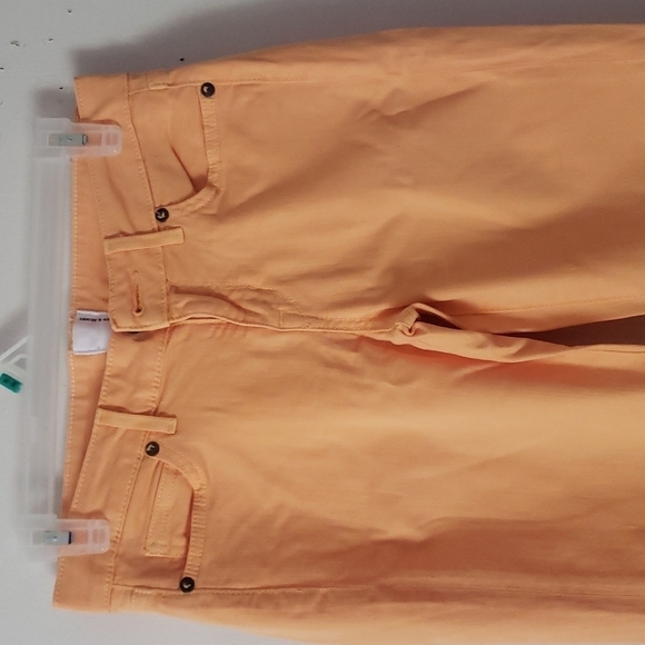 Rich & Skinny Jeans - Picture 2 of 9